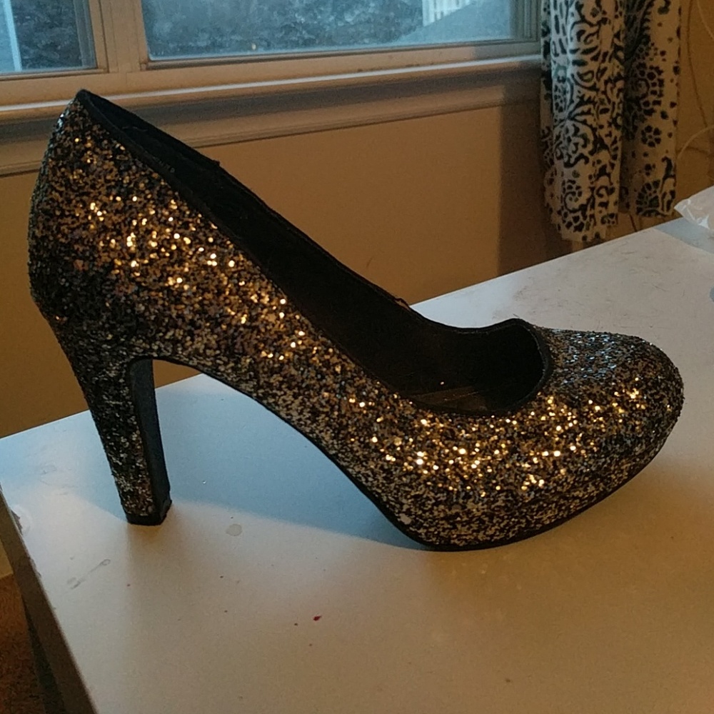 Old navy glitter heels